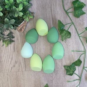 7 Pack Brand New Beauty Blenders